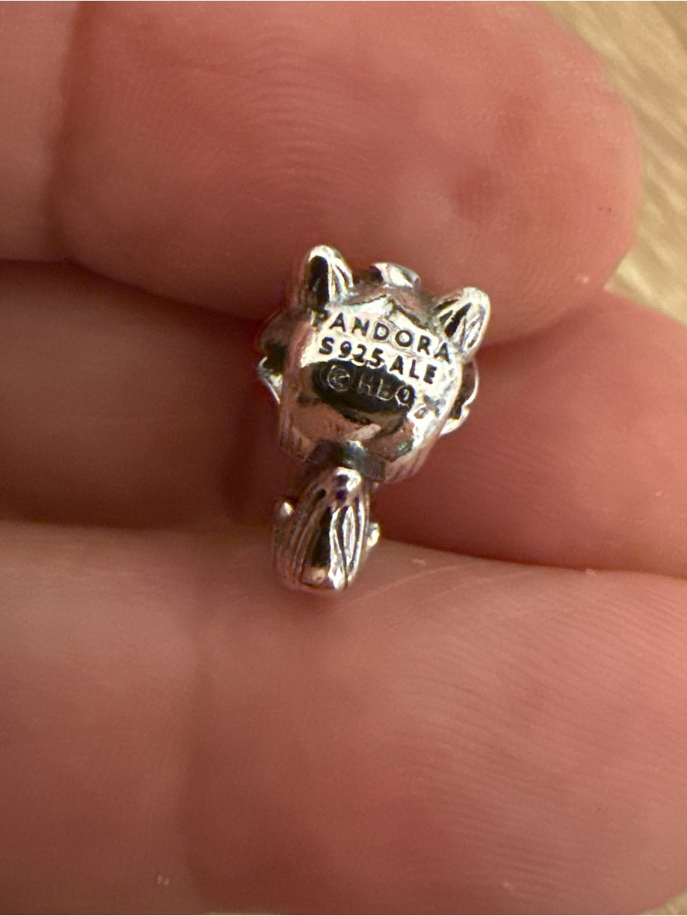 Pandora Silver Cat Charm with Dark Eye Accents - Picture 5 of 5